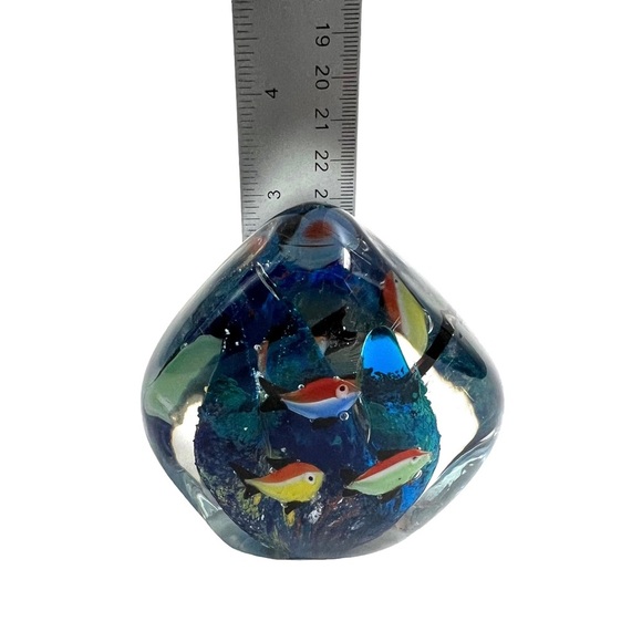 VINTAGE CORAL REEF AQUARIUM COLLECTIBLE PAPER WEIGHT - Picture 4 of 8